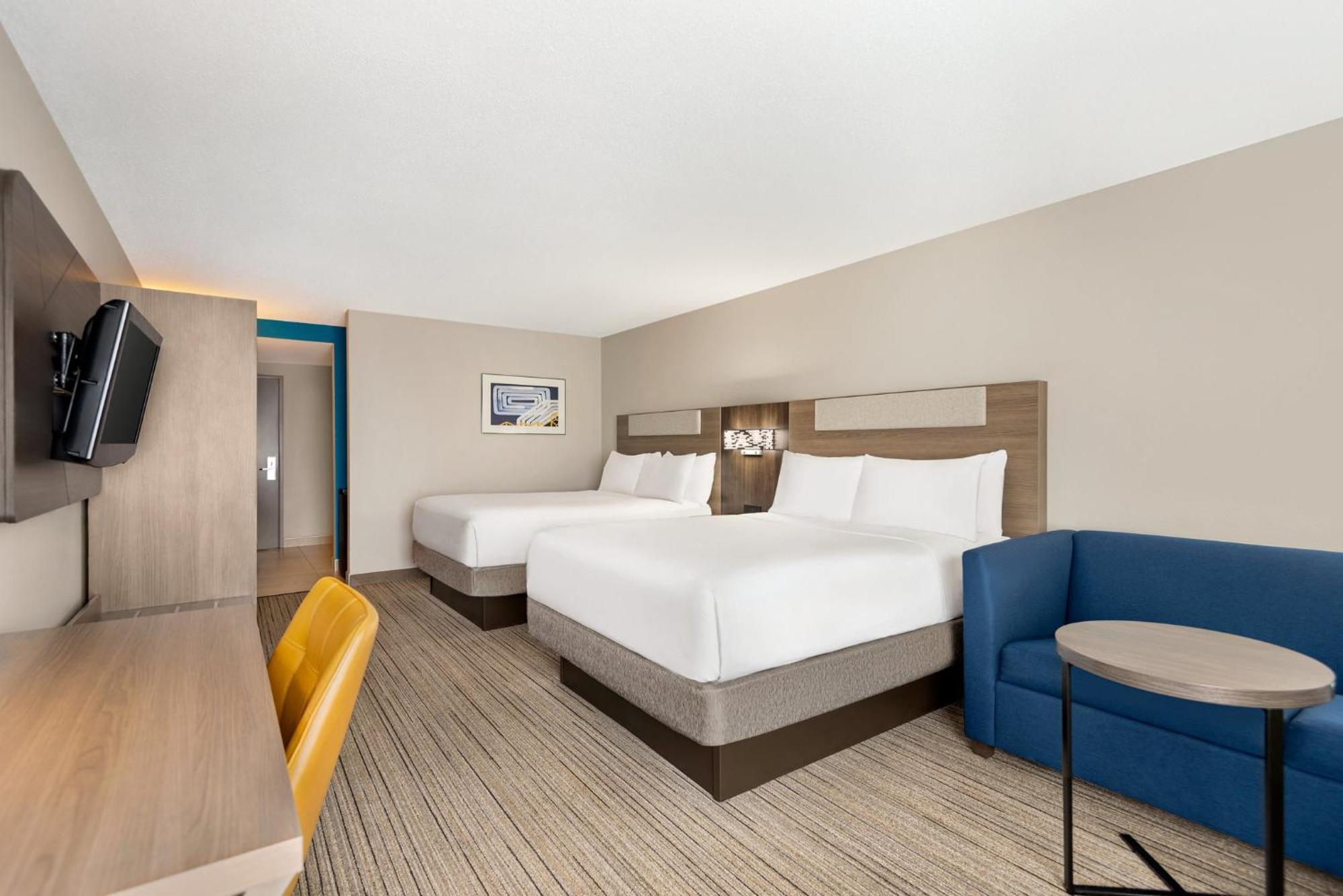 Holiday Inn Express Hotel & Suites Fredericksburg By Ihg Exterior foto